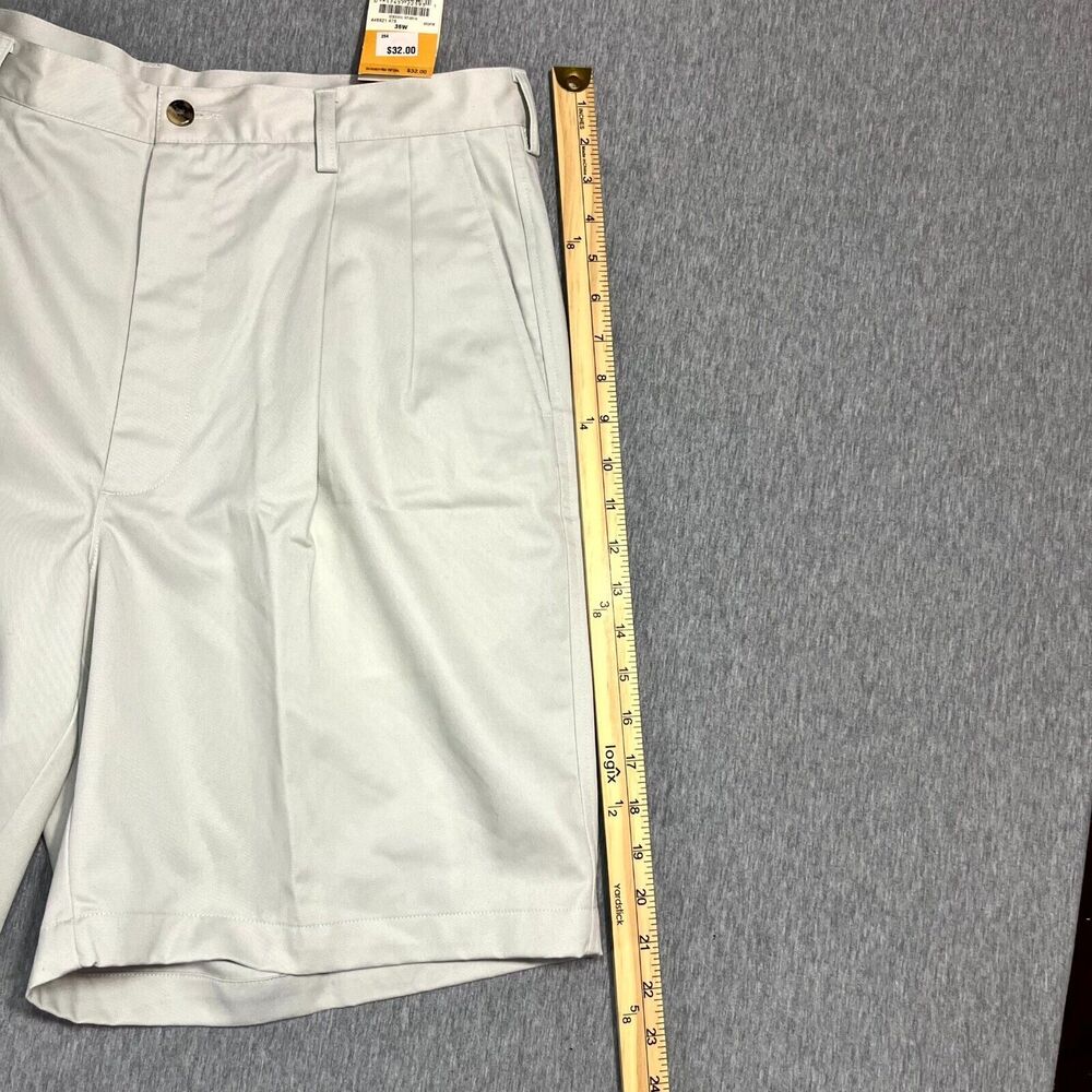 NWT HAGGAR Classic Cargo Shorts Double Pleat Beige Khaki 100% Cotton Size 36W - Picture 4 of 11